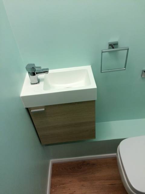 Picture of a wall and floor bathroom renovation from JR40 Plastering